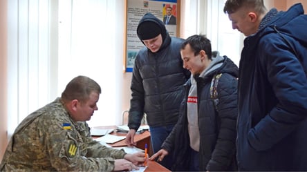 Яка категорія українських чоловіків не може бути мобілізована — у ТЦК відповіли - 285x160