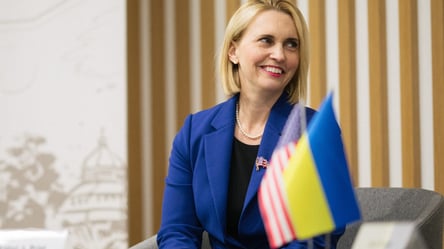 Посол США отреагировала на массированные ракетные атаки по Украине - 285x160