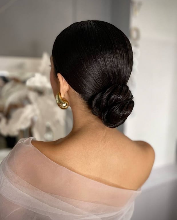 Трендовые прически 2025 — что будут носить все модницы - фото 1