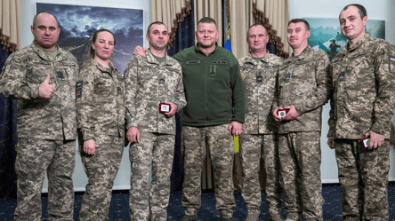 Зеленский и Залужный поздравили военных с Днем сержантов и старшин ВСУ - 285x160