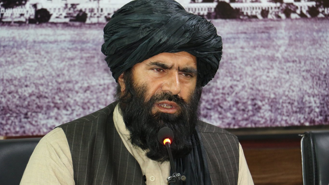 В Афганистане террорист-смертник убил влиятельного чиновника из Талибана