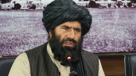 В Афганистане террорист-смертник убил влиятельного чиновника из Талибана - 285x160