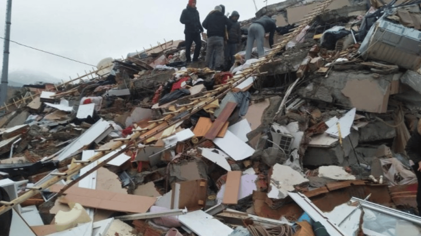 Землетрус у Туреччині та Сирії - кількість жертв зросла