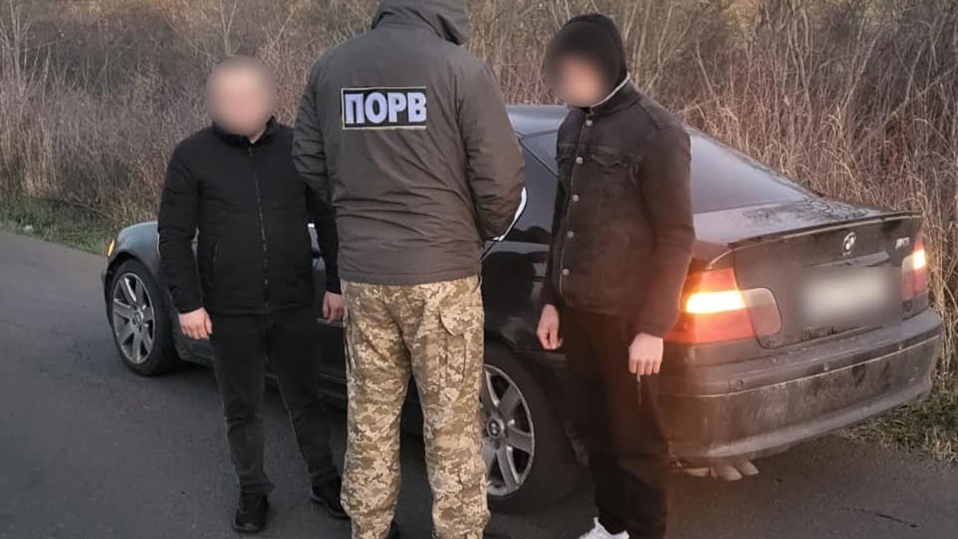 На Одещині викрили чергову схему переправлення ухилянтів за кордон