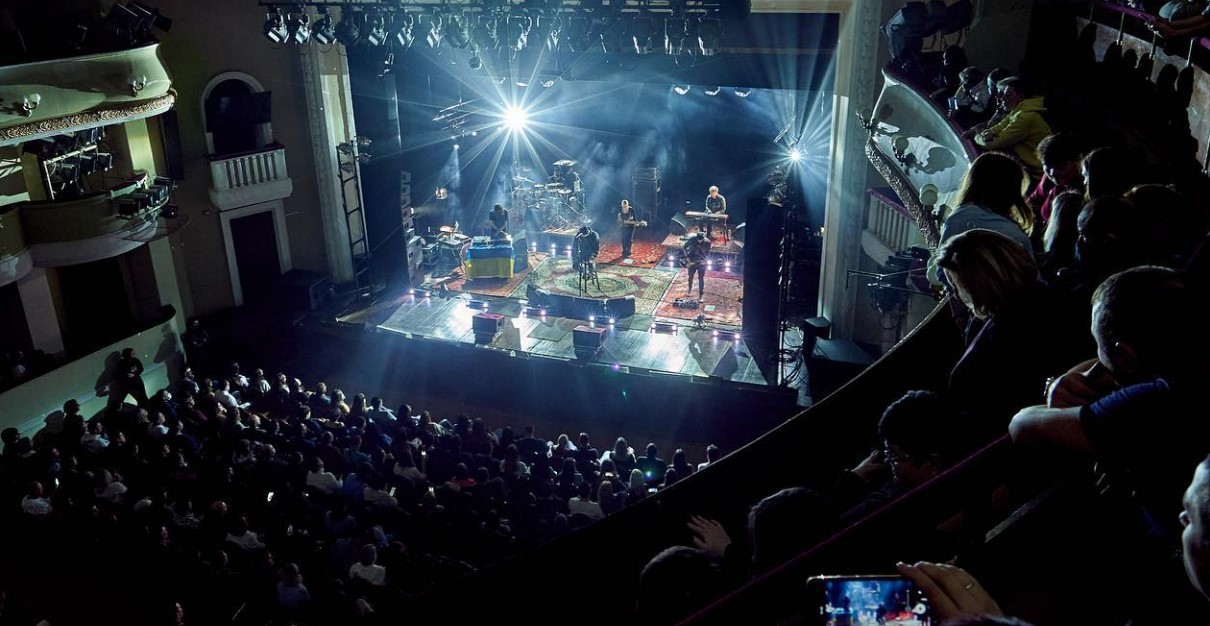 Хливнюк про концерт у  Маріупольському драмтеатарі