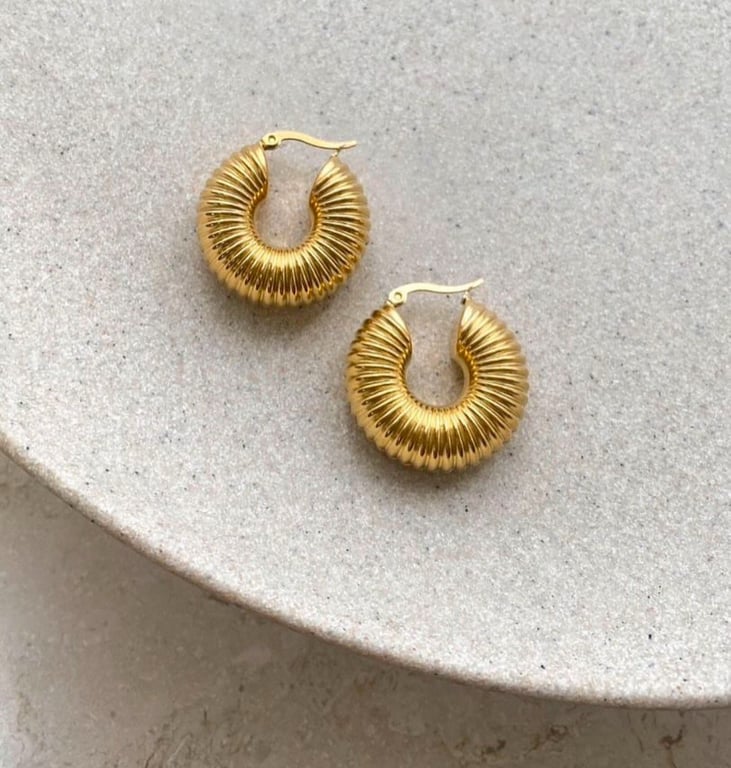 Сережки у морській тематиці дуже оригінальні