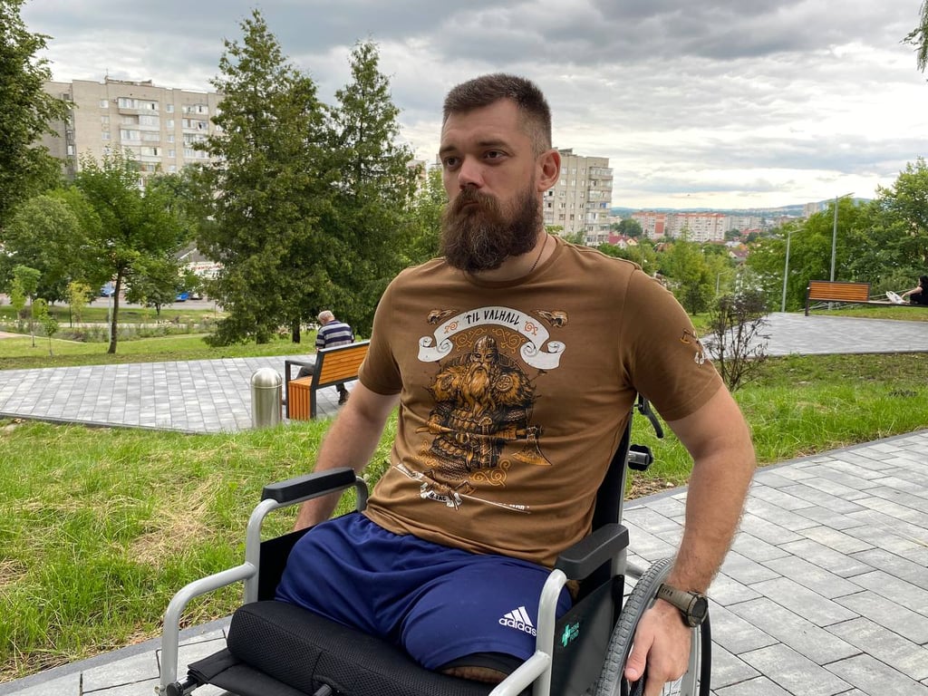 Готова ли украинская армия воевать — история бойца из Луцка, потерявшего обе ноги - фото 1