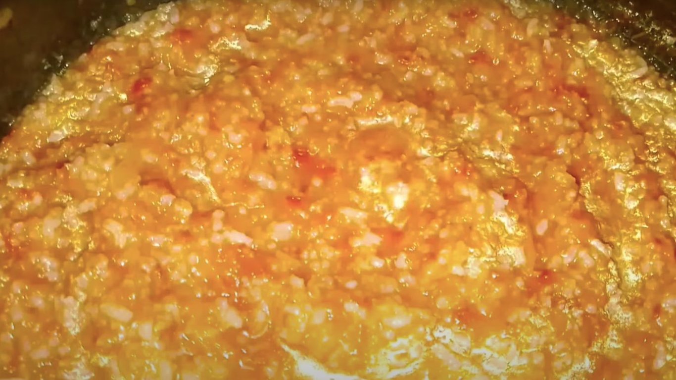 смачний рис з овочами на зиму в банці на гарнір 