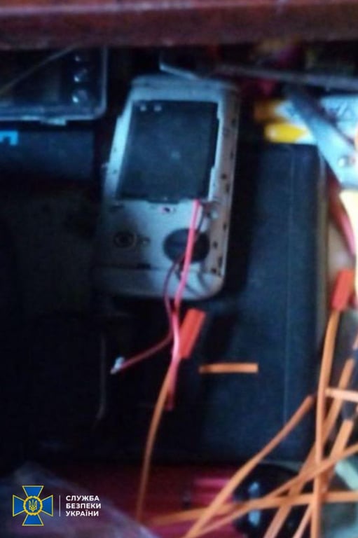 За вказівками ФСБ виготовили вибуховий пристрій для підриву залізниці