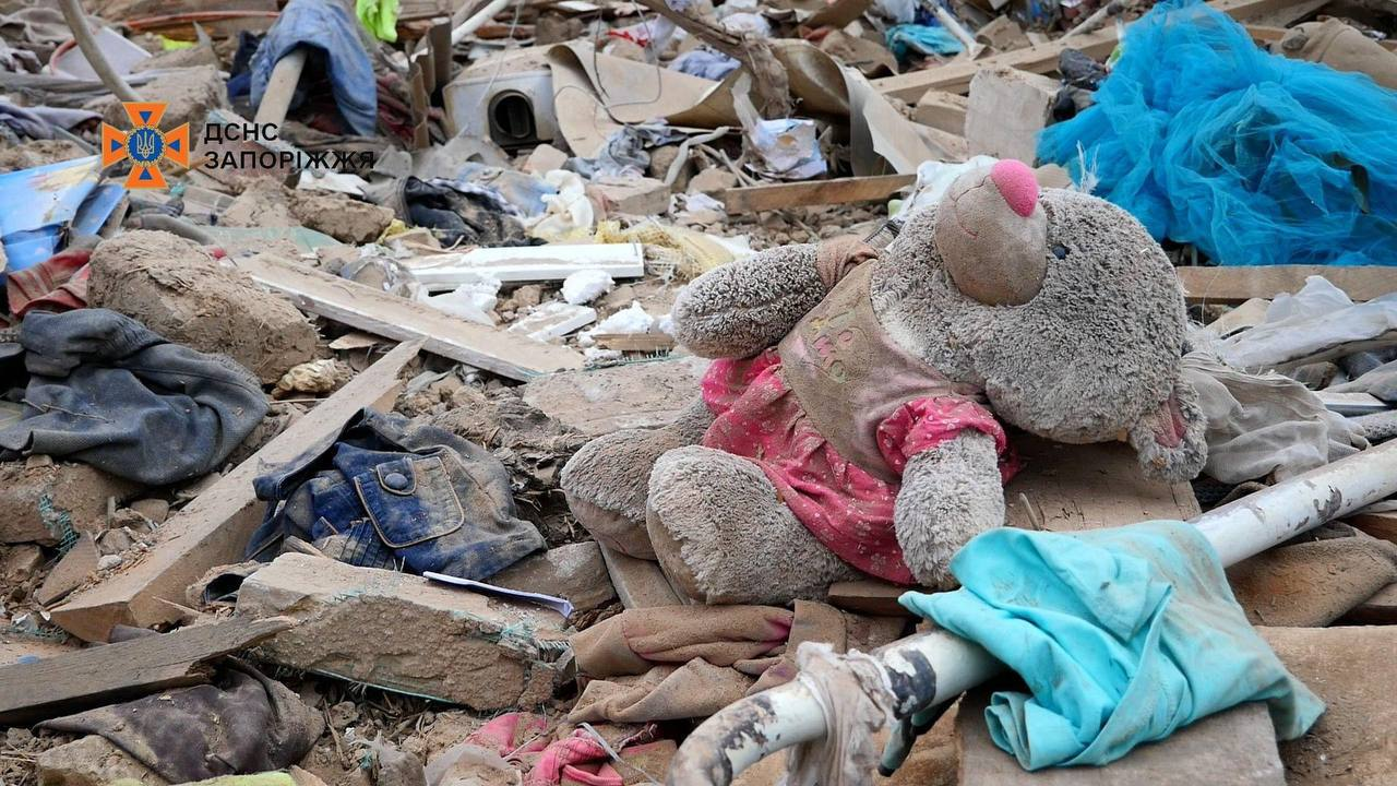 Кількість постраждалих від ракетного удару по Запоріжжю знову зросла