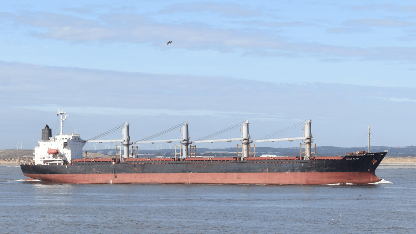 Понад тридцять суден завантажуються в портах Великої Одеси