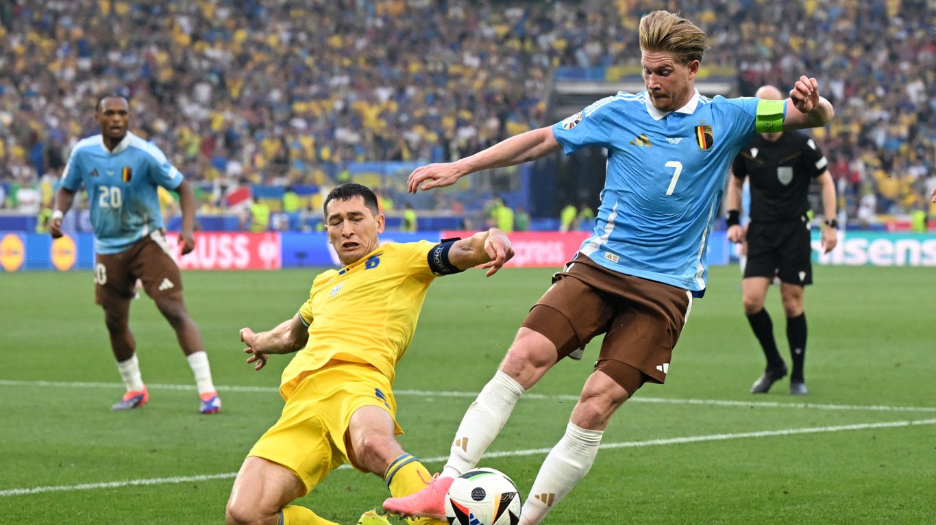 Тарас Степаненко та Кевін Де Брюйне