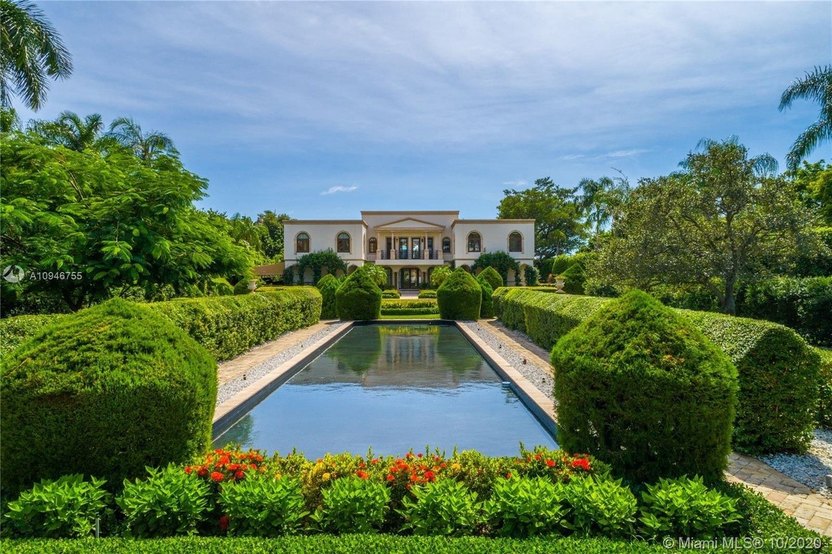 Маєток Іванки Трамп в Маямі