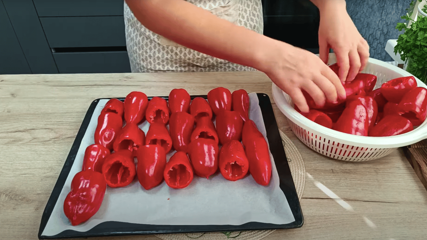 запечений перець з часником і зеленню, рецепт на зиму