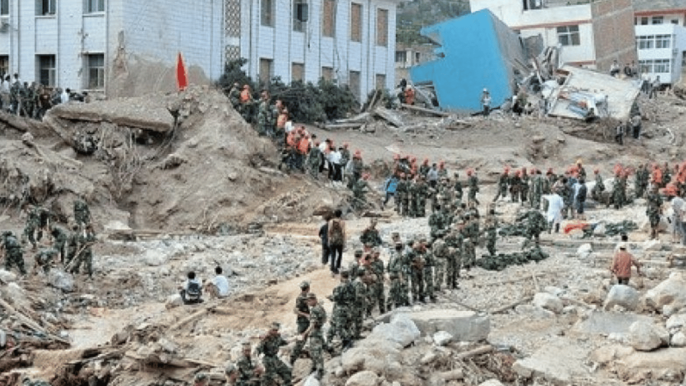 Оползень в Китае: 48 человек пропали без вести