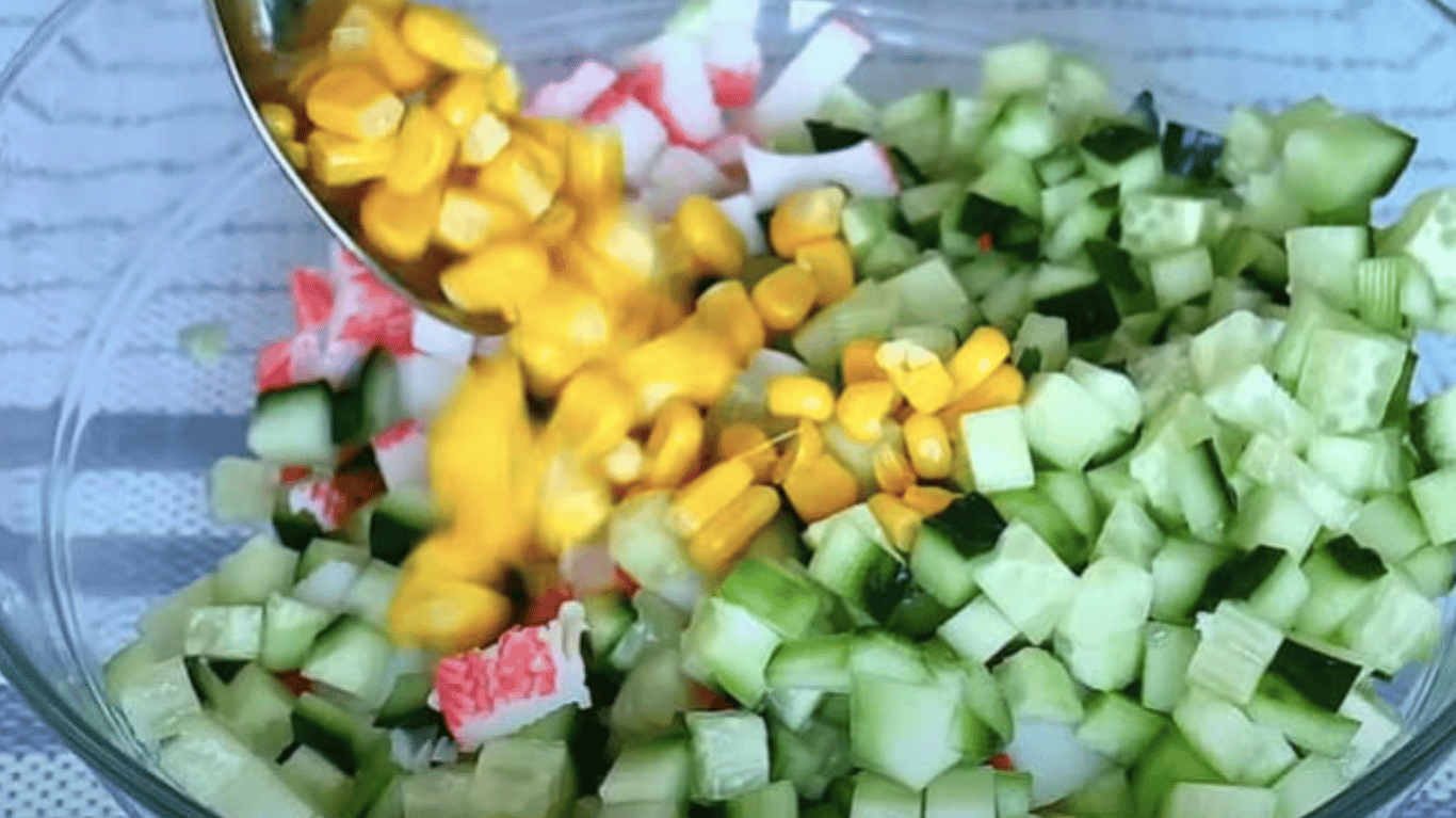 забутий салат, який смачніше за крабовий та олівʼє