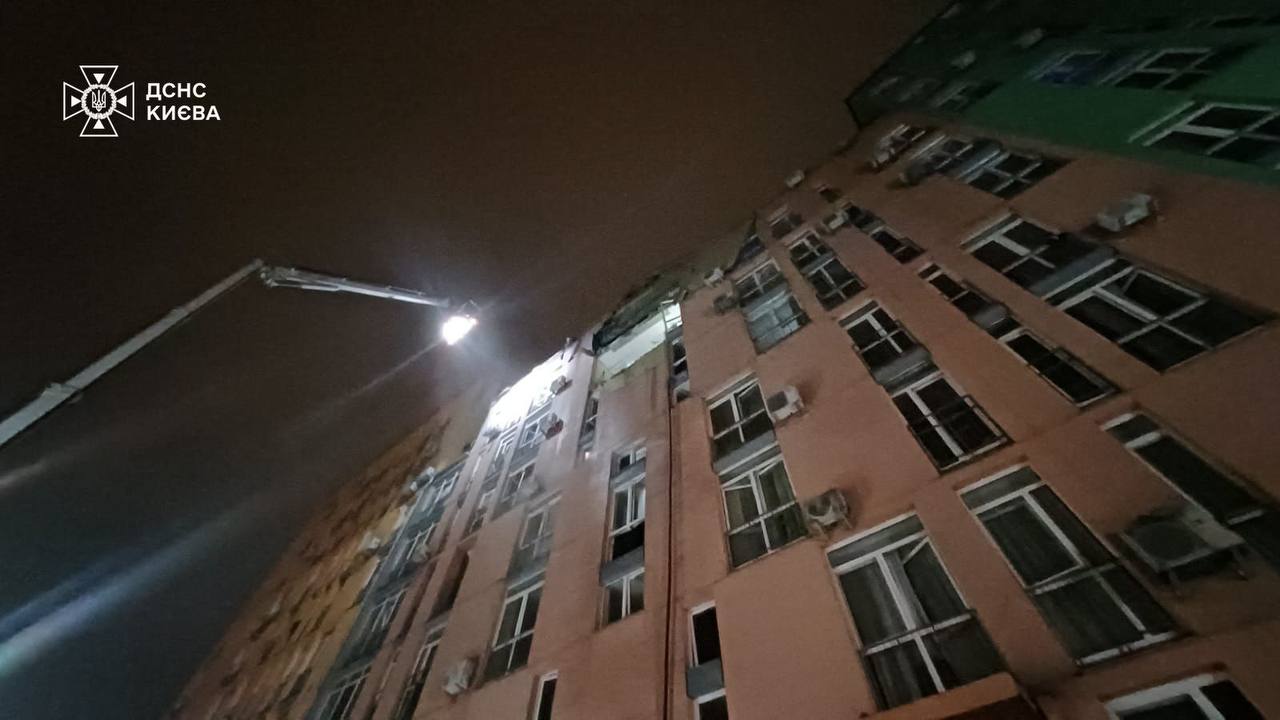 У Києві через атаку РФ пошкоджено 5 будинків 29 листопада