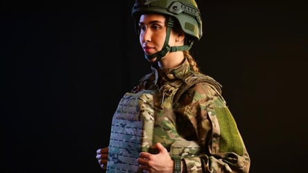 Українські захисниці тестують жіночі бронежилети: в чому різниця - 285x160