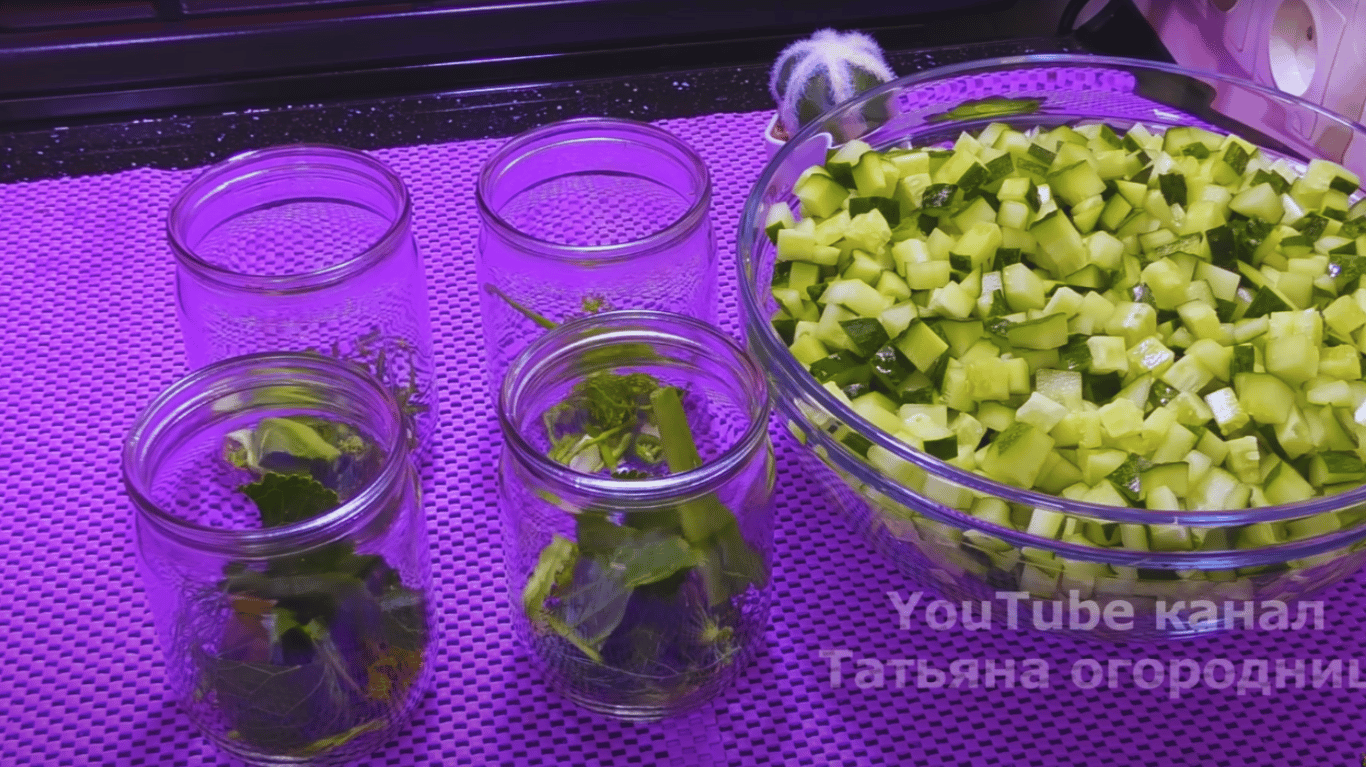 огірки консервовані кубиком