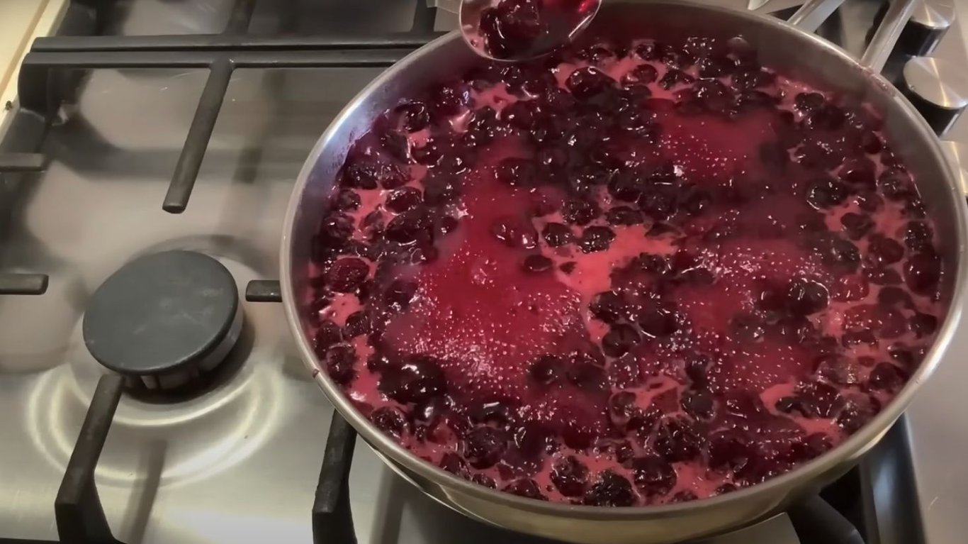 рецепт ароматного вишневого варення 