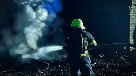 Росія атакувала передмістя Одеси: пошкоджено порт - 290x160