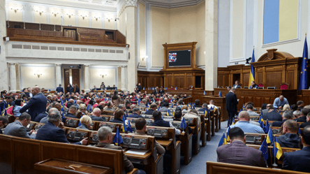 У ВР немає світла та інтернету: нардеп розповів, як працює парламент - 290x166