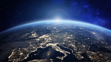 Як насправді виглядає Земля з космосу — перші в історії 360-градусні фото - 285x160