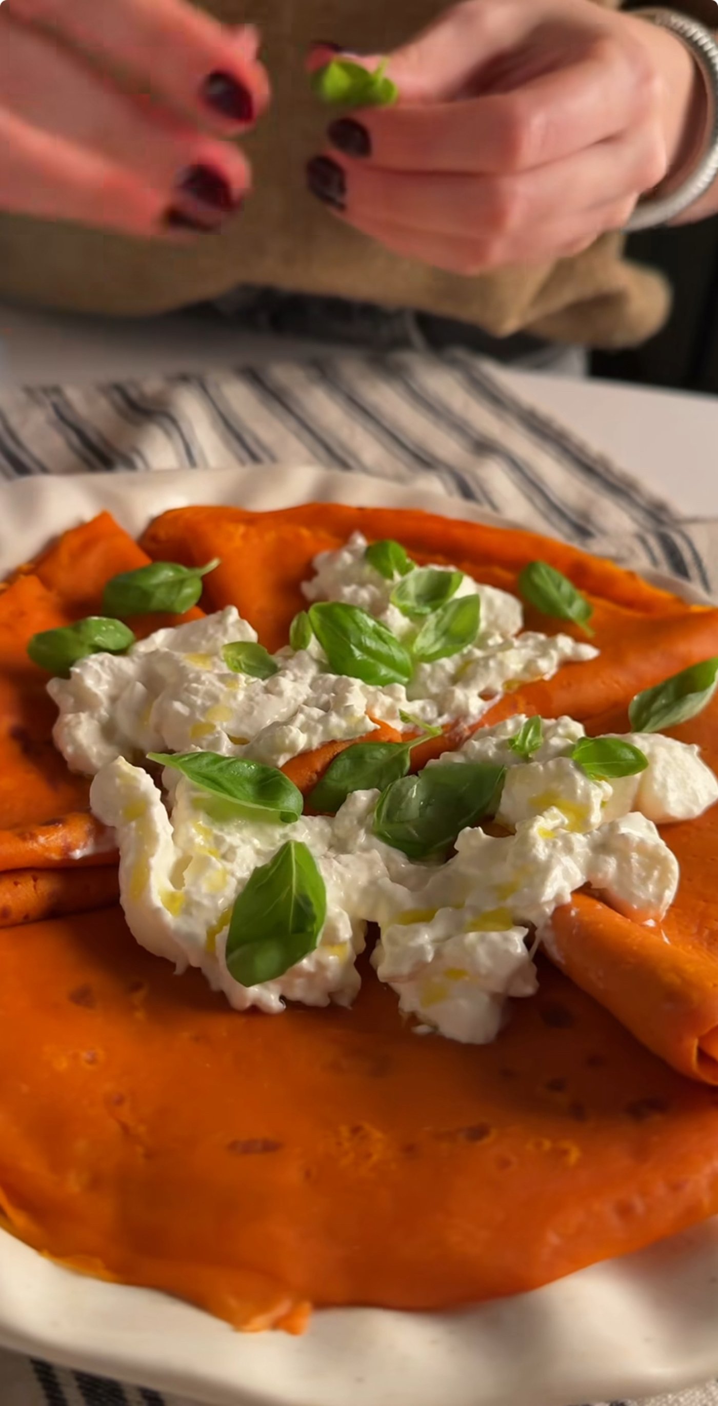 Томатні млинці з соком - простий рецепт сніданку