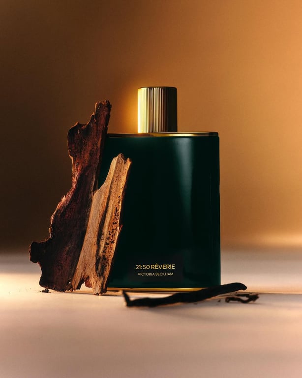 Чим пахнуть парфуми Victoria Beckham — 21:50 Rèverie