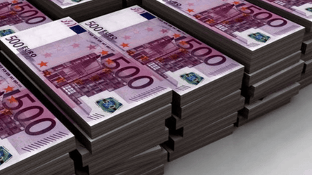 Официальный курс валют: евро впервые пересек отметку в 40 грн - 285x160