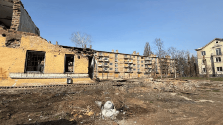 РФ пошкодила будинок у Києві: через скільки починається відновлення - 290x166