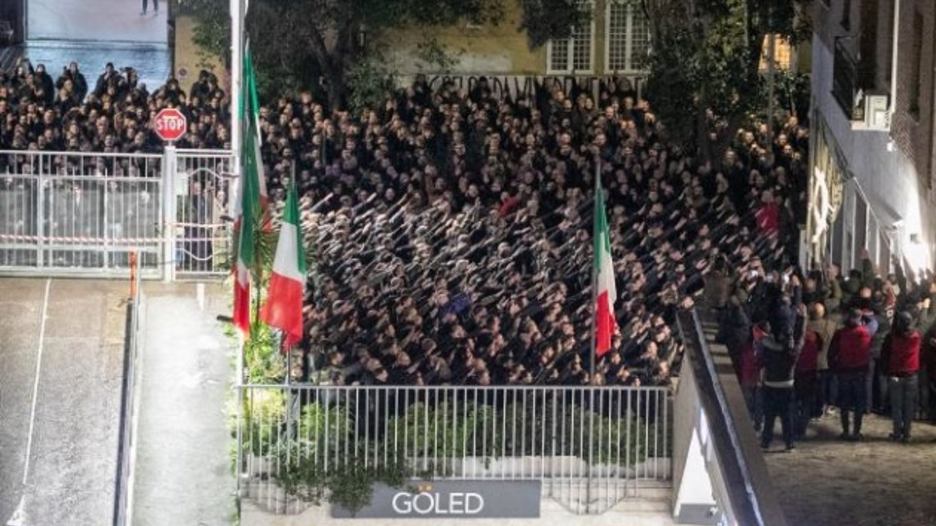 В Италии официально разрешили "зиговать", — CNN