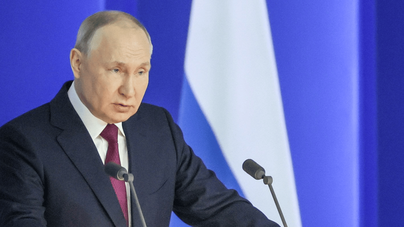 Путин прокомментировал полеты беспилотников в Москве
