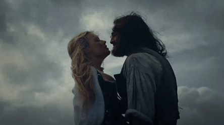 Warner Bros. показала трейлер готической драмы с Марго Робби - 285x160