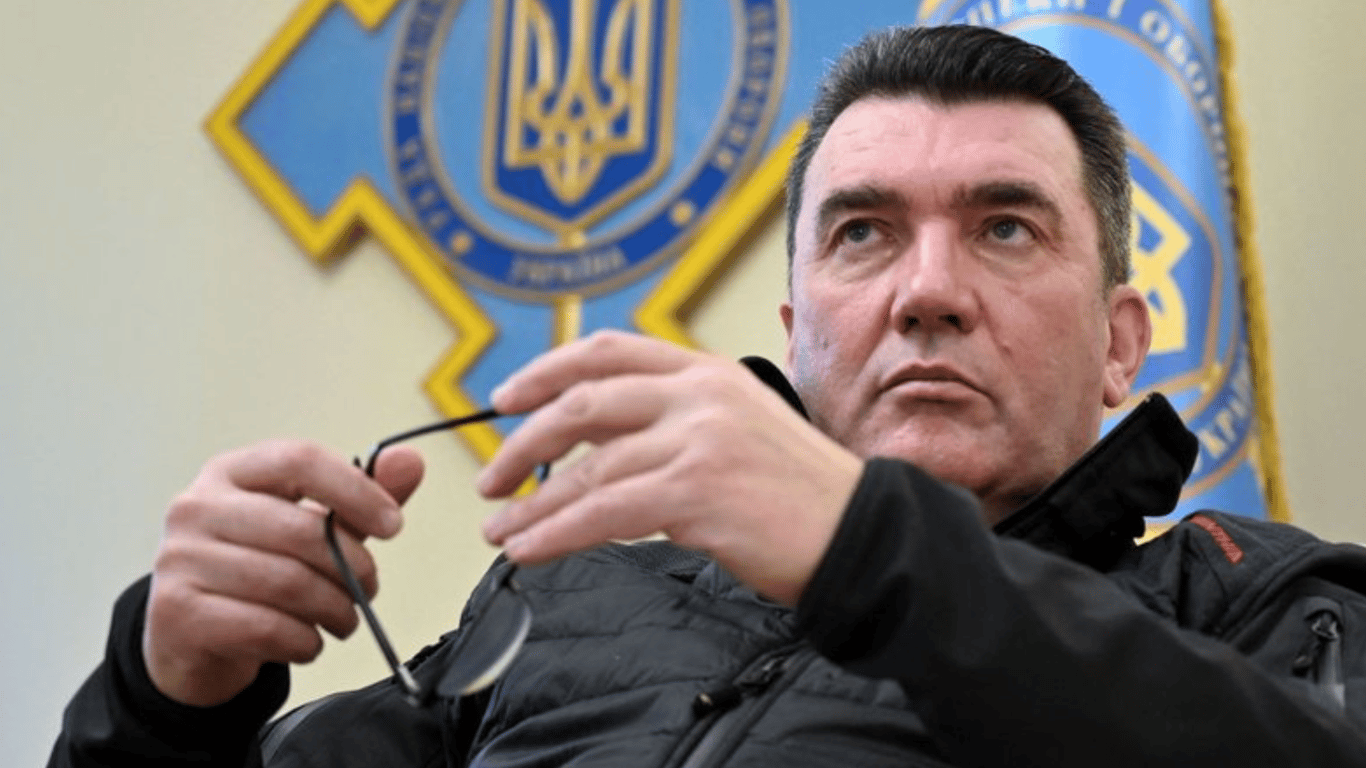 "Странный вброс": Данилов отреагировал на предложение НАТО сдать территории Украины