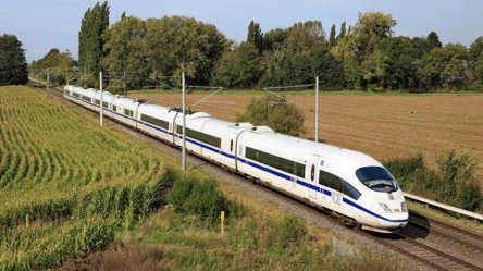 Deutsche Bahn запускает службу сопровождения детей - 285x160