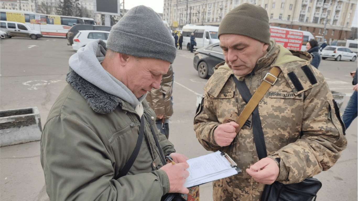 На Львовщине работника "Укрпочты" мобилизовали несмотря на бронирование - детали