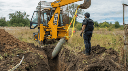 Україна створює базу даних розмінування земель - 290x160