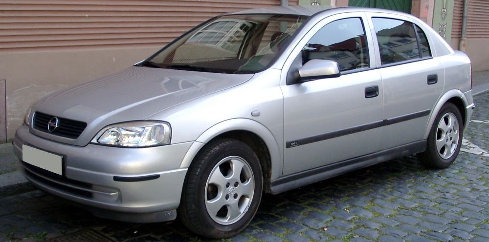 Какие подержанные автомобили в хорошем состоянии можно купить в Германии за 1000 евро - фото 2