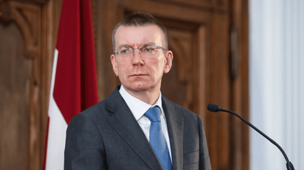 Президент Латвии Ринкевичс призвал запретить импорт российского зерна - 285x160