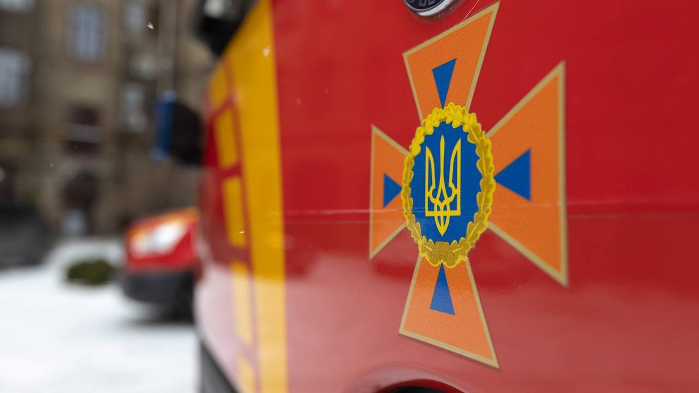 В результате российской атаки на Одессу погибли спасатель и фельдшер