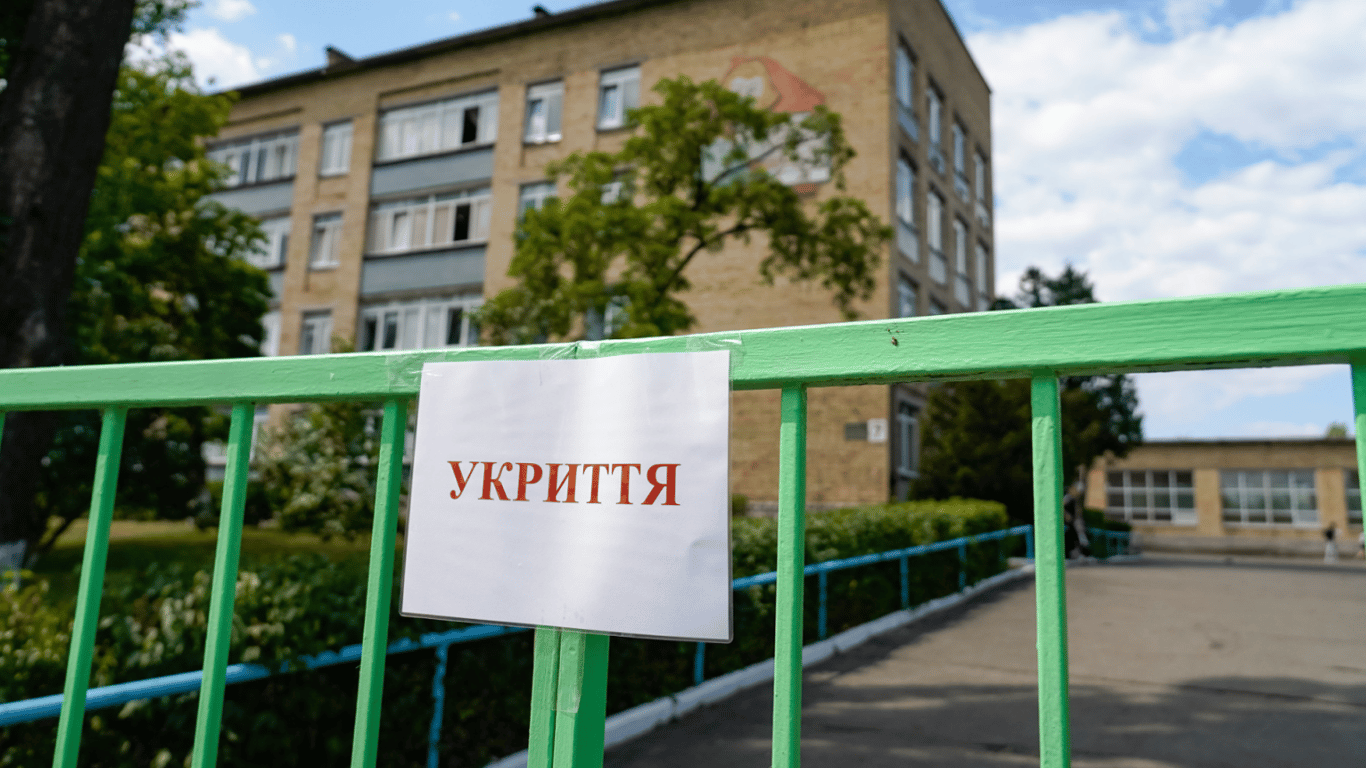 Депутатка: у Києві досі не врегульована проблема приватних укриттів