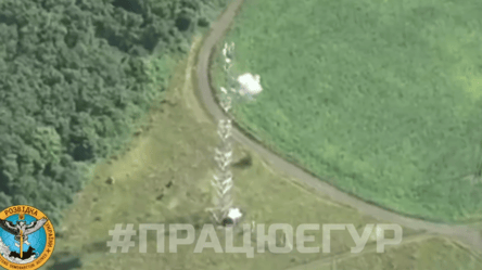 Украинские разведчики показали, как уничтожили российский РЭБ "Поле-21": захватывающее видео - 285x160