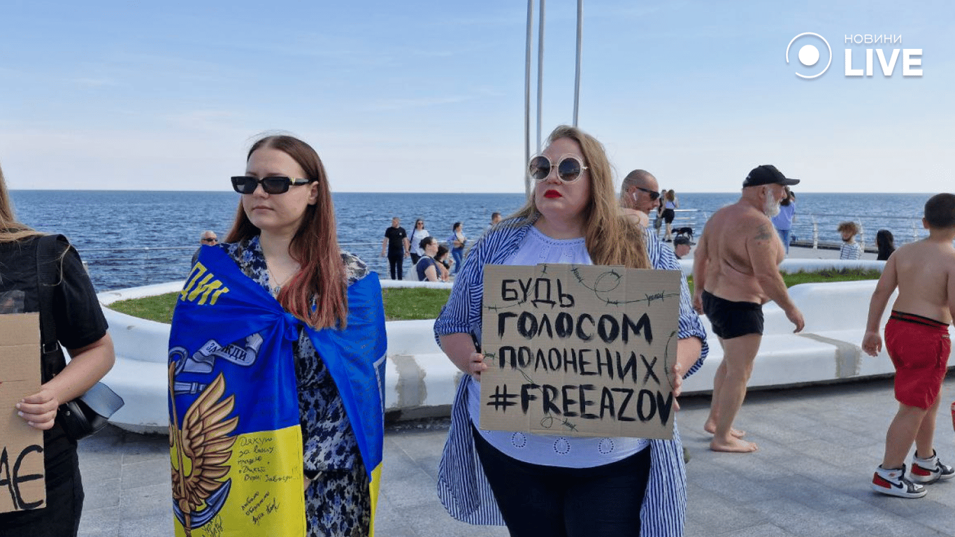 Третю весну у полоні — в Одесі пройшла акція на підтримку військовополонених - фото 1