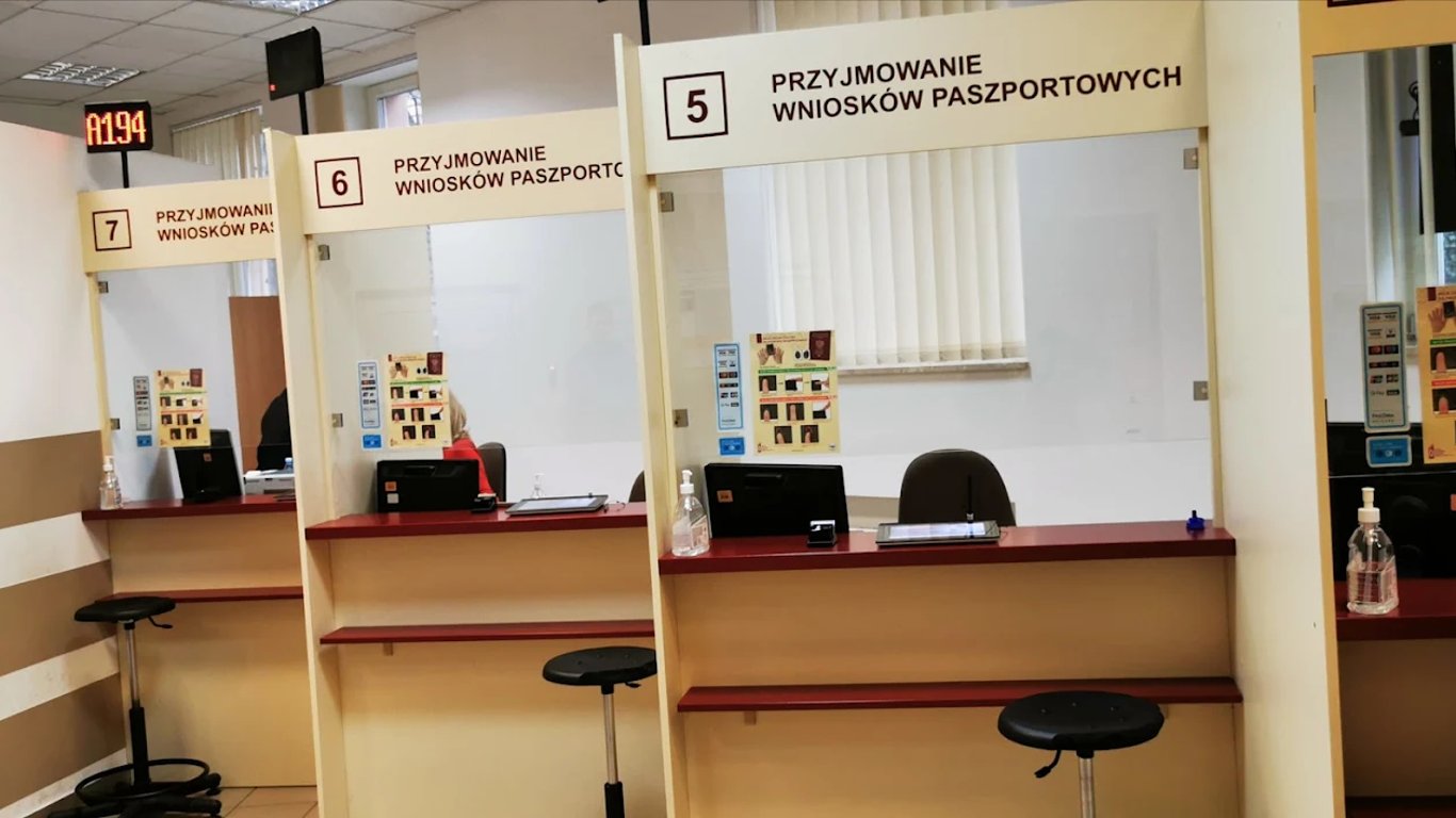 Стоимость польского паспорта в апреле 2026: какой сбор за оформление документа