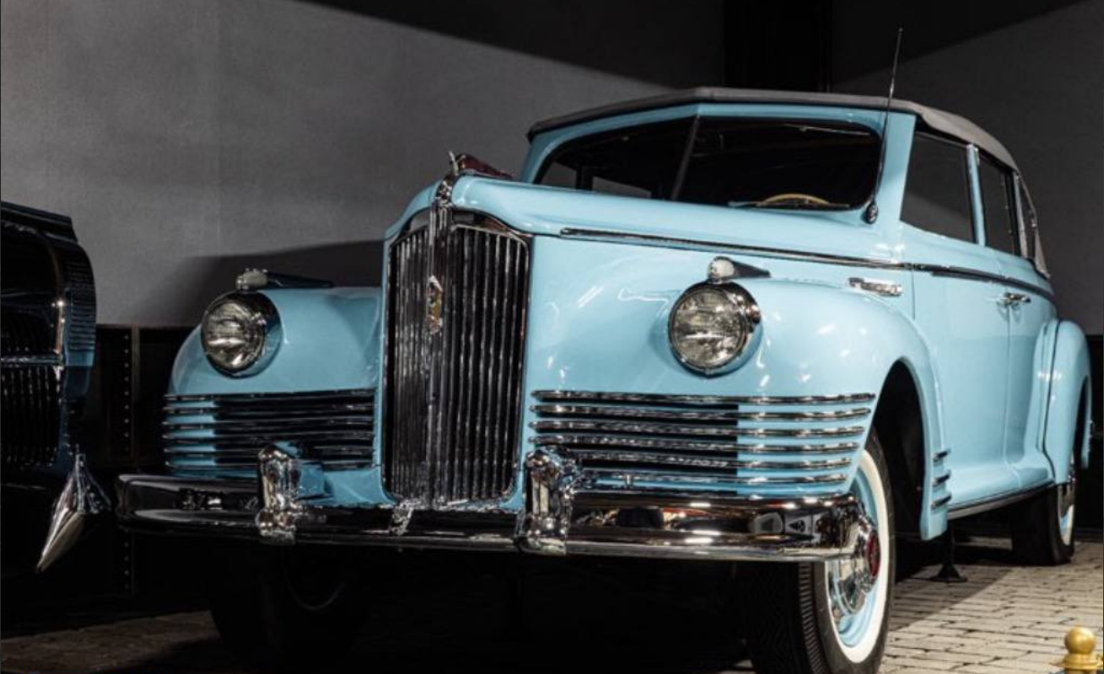 Тарпан передав Москві елітну машину