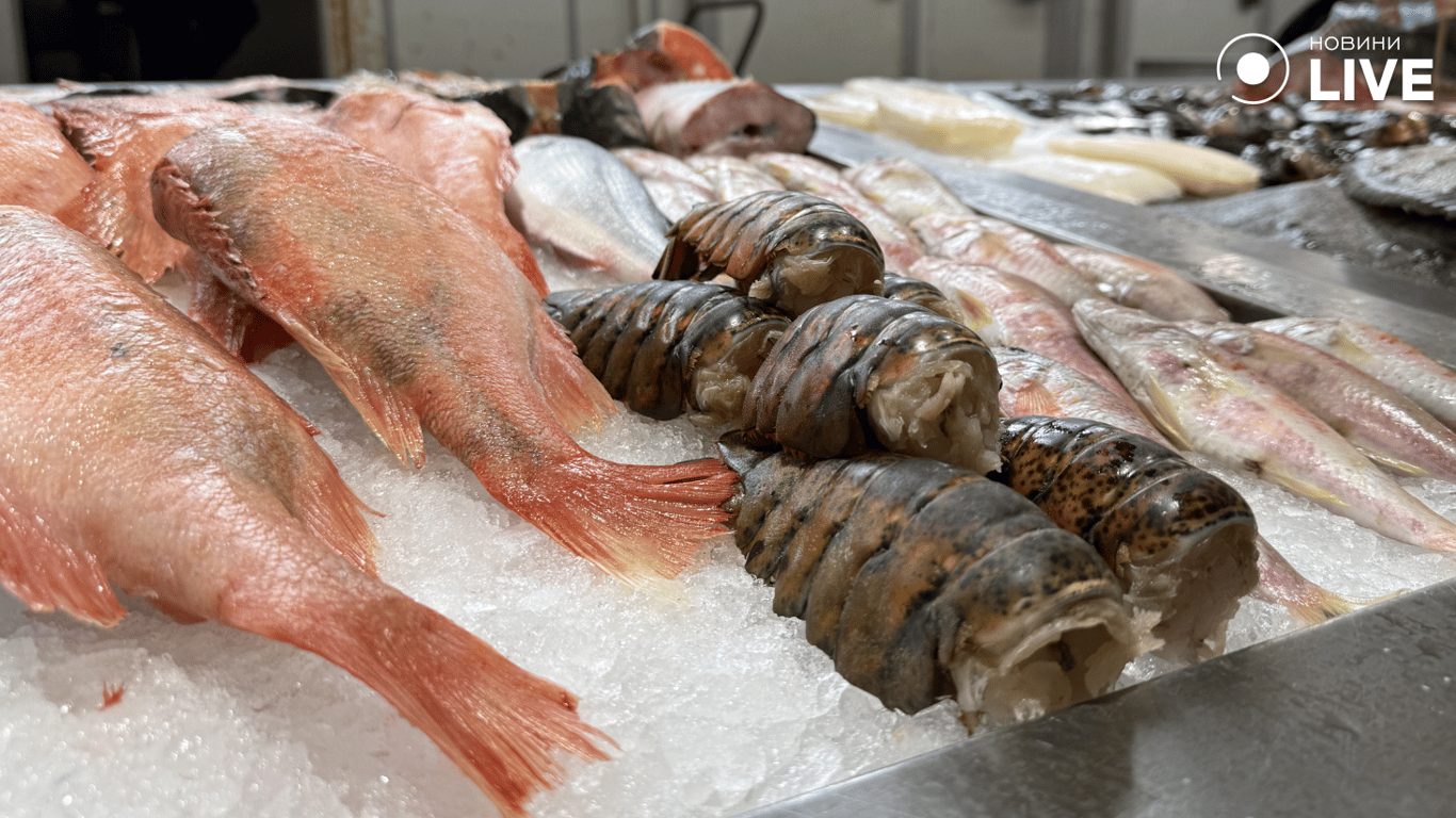 Прилавок з рибою 