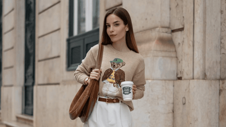 Главный тренд сезона — милый свитер, от которого фанатеют все - 285x160