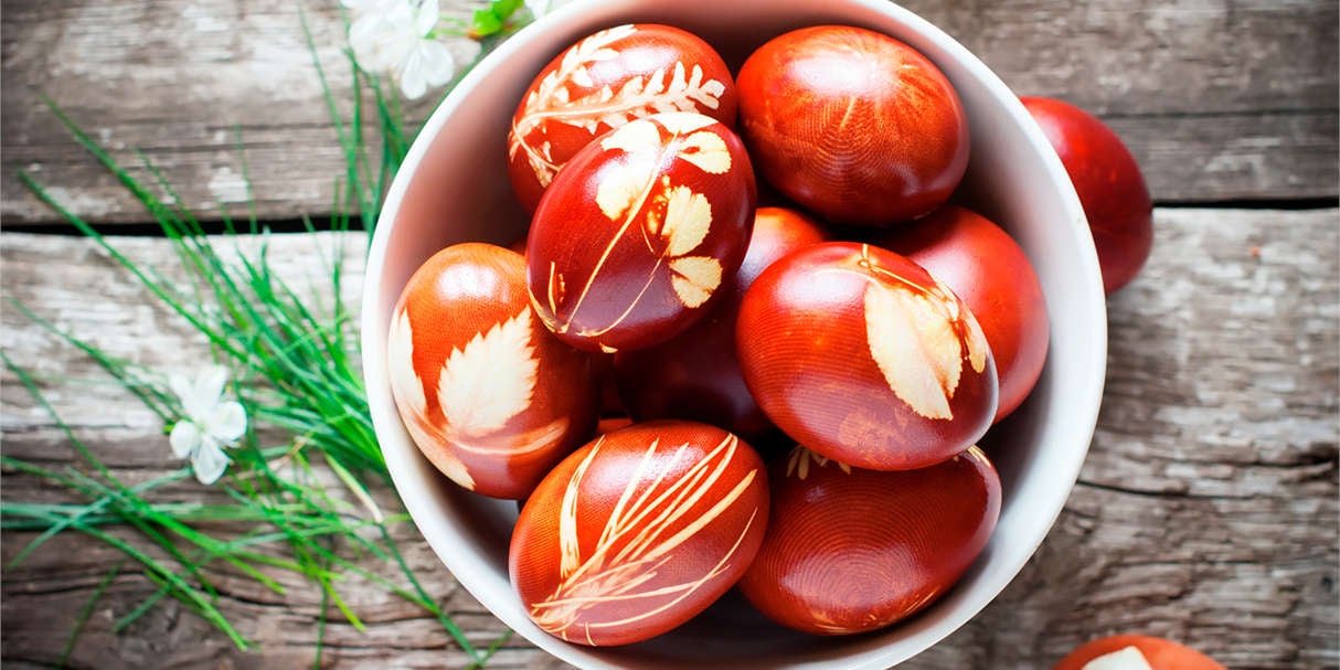 Что делали с скорлупой пасхальных яиц?