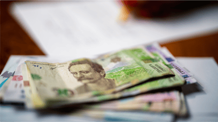 Виплата 1500 грн: хто отримає разом із пенсією - 290x160